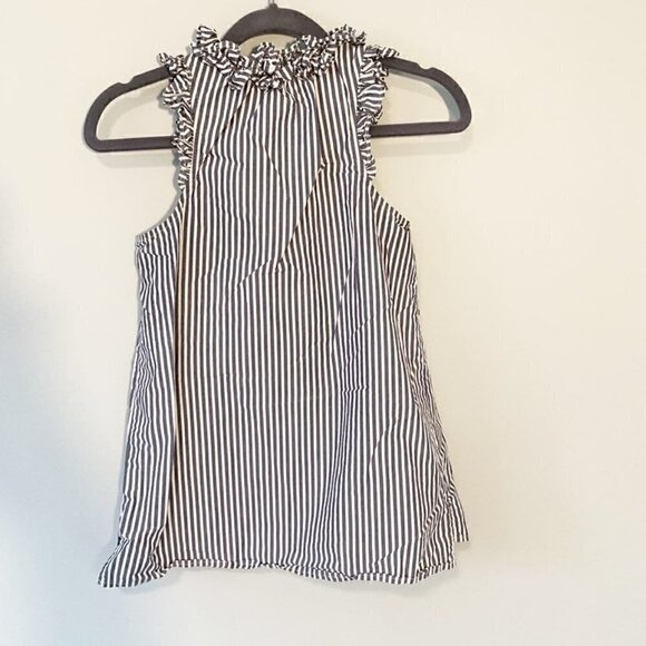 5/$25 J. Crew striped ruffle structured sleeveless top‎ blouse - Size 00 - Picture 4 of 7